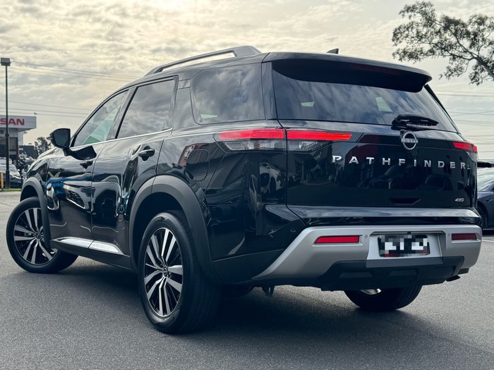 2025 Nissan Pathfinder Ti-L