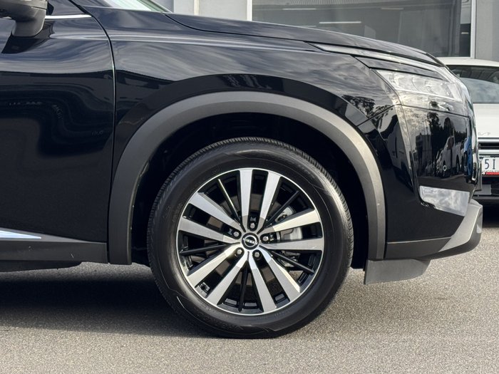 2025 Nissan Pathfinder Ti-L
