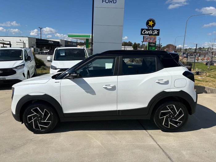 2026 Mahindra XUV3XO AX7L