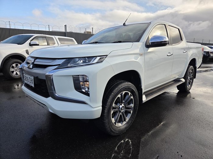 2021 Mitsubishi Triton GLX-R