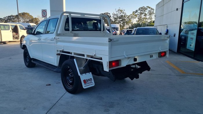 2023 Toyota Hilux SR