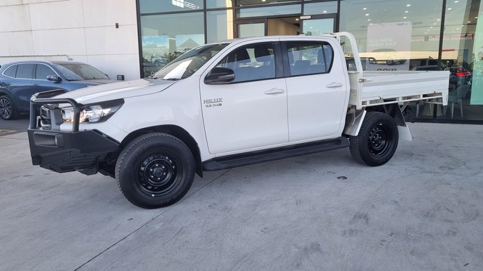2023 Toyota Hilux SR