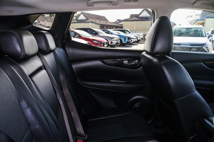 2017 Nissan QASHQAI Ti