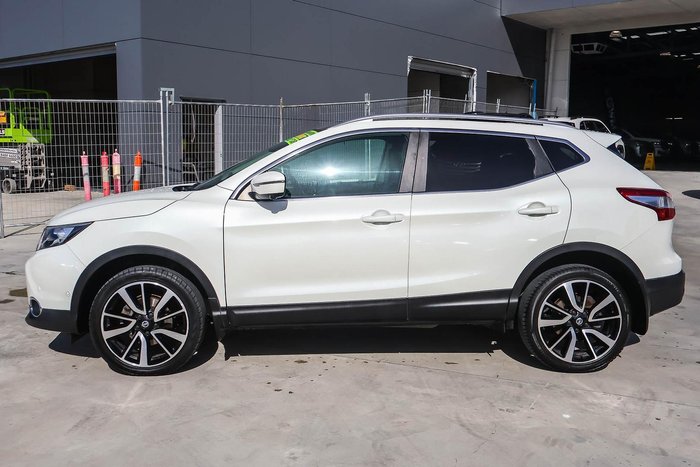 2017 Nissan QASHQAI Ti