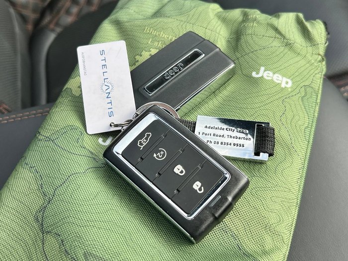2023 Jeep Grand Cherokee Summit Reserve 4xe