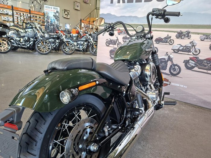 2026 Harley-Davidson Street Bob 117 (FXBB)