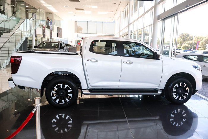 2025 Mazda BT-50 XTR