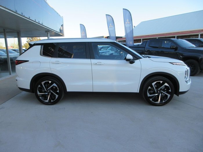 2024 Mitsubishi Outlander Aspire