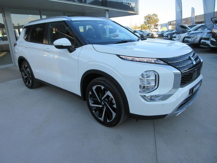2024 Mitsubishi Outlander