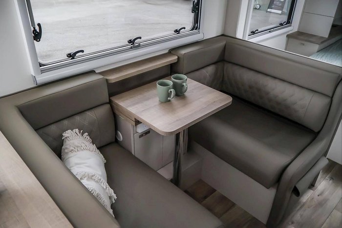 2026 Essential Caravans Highlander V5-2 20'6