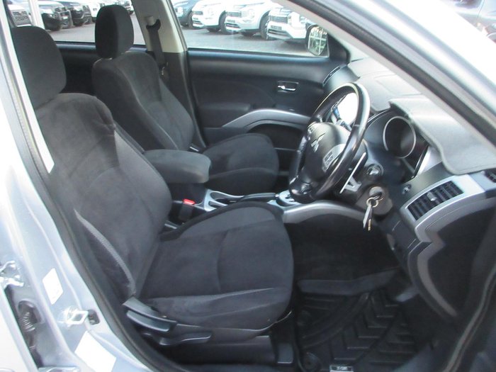 2010 Mitsubishi Outlander VR