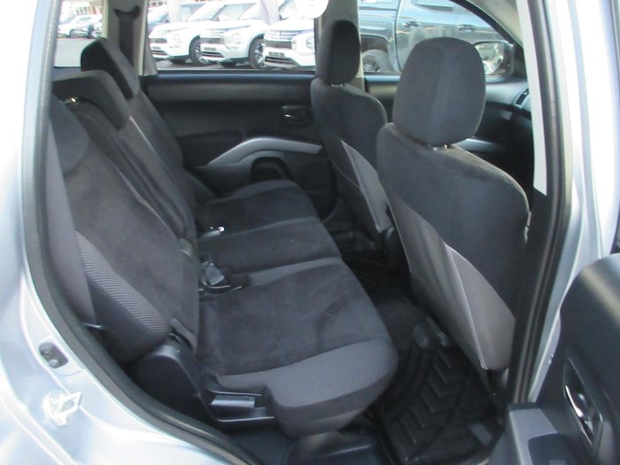 2010 Mitsubishi Outlander VR