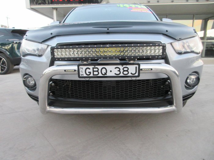 2010 Mitsubishi Outlander VR