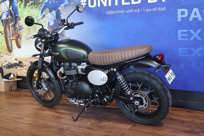 2024 TRIUMPH SCRAMBLER 900 STEALTH Green