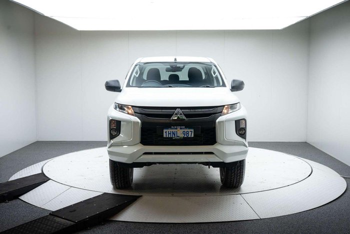 2022 Mitsubishi Triton GLX-R