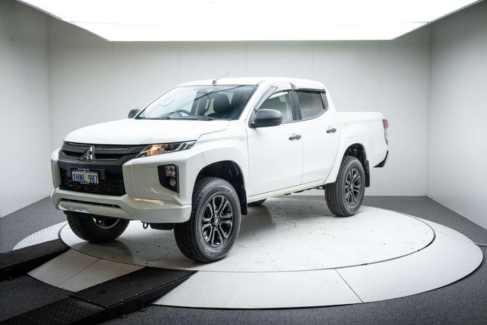2022 Mitsubishi Triton