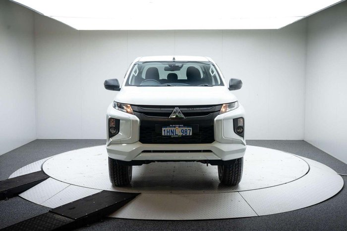 2022 Mitsubishi Triton