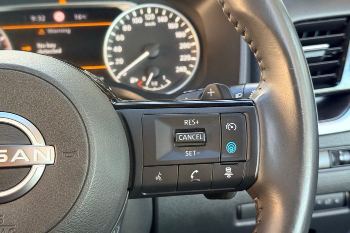 2024 Nissan X-TRAIL ST-L