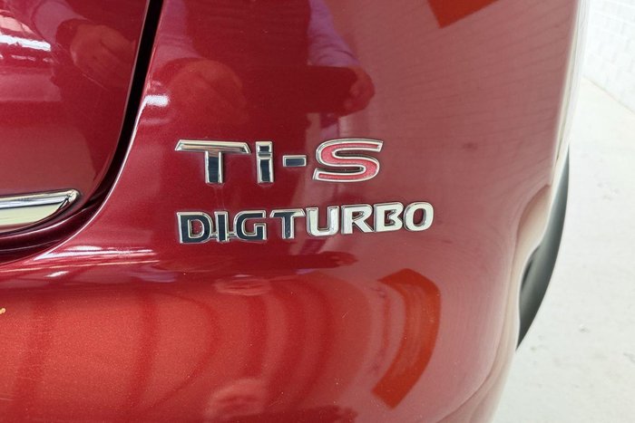 2015 Nissan JUKE Ti-S