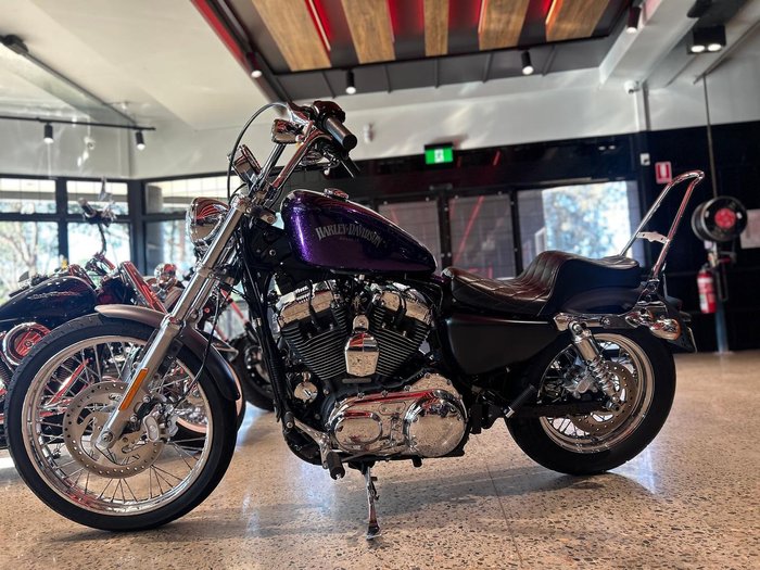 2016 Harley-Davidson Seventy-Two (XL1200V)