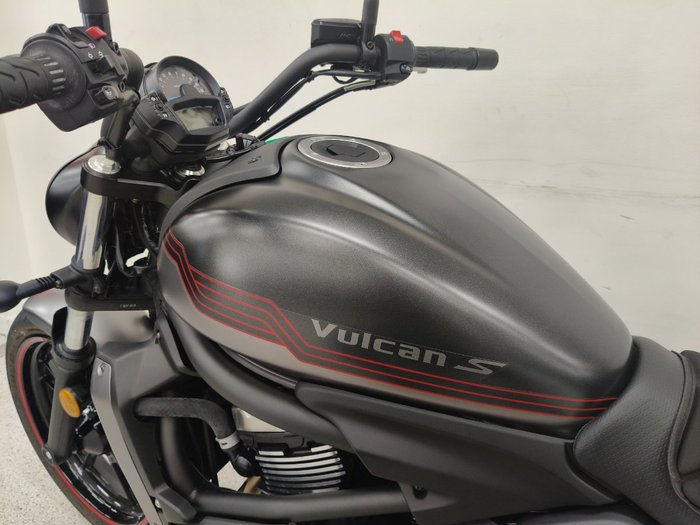 2024 Kawasaki VULCAN S CAFE grey