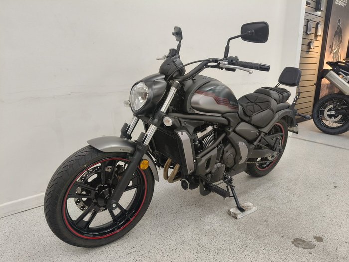 2024 Kawasaki VULCAN S CAFE grey
