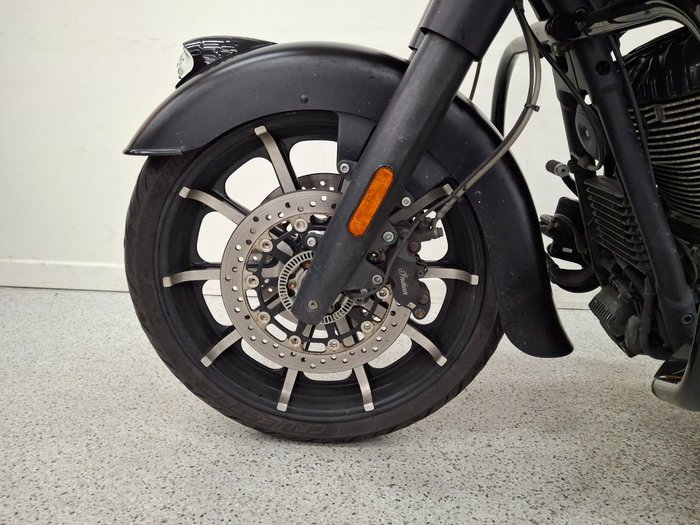 2023 INDIAN CHIEFTAIN DARK HORSE Black