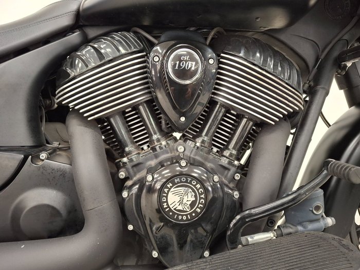 2023 INDIAN CHIEFTAIN DARK HORSE Black