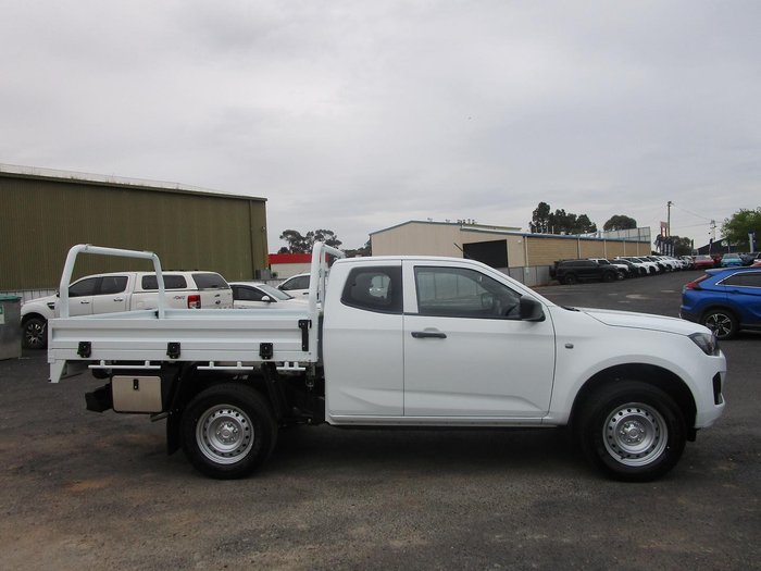 2026 Isuzu D-MAX SX