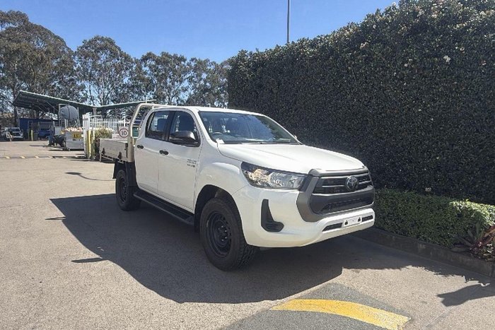 2022 Toyota Hilux SR