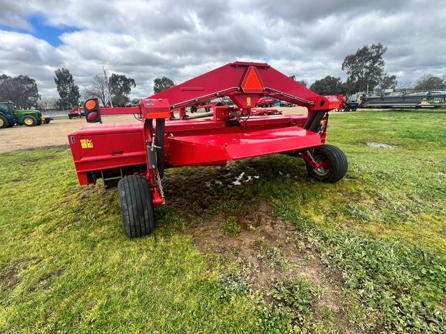 2017 Massey Ferguson 1386