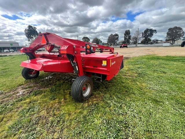 2017 Massey Ferguson 1386