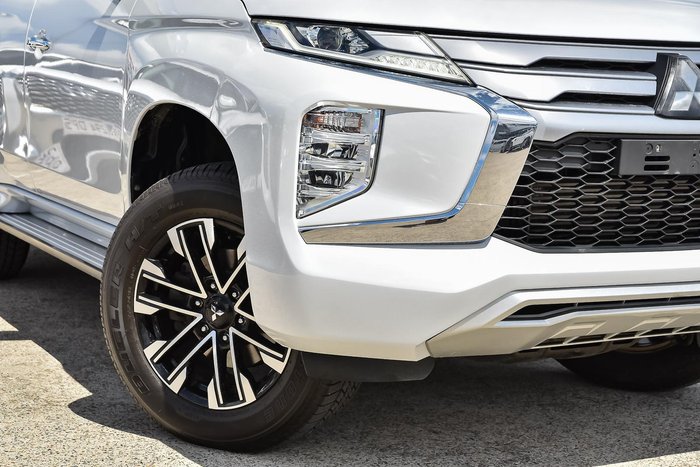 2020 Mitsubishi Pajero Sport