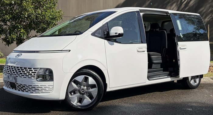 2022 Hyundai STARIA Elite