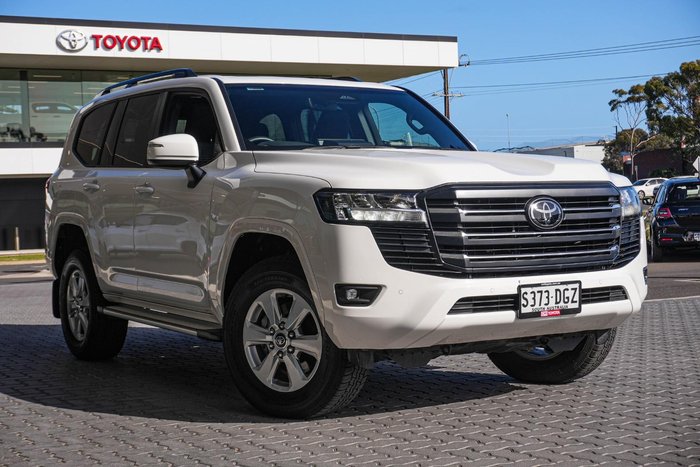 2025 Toyota Landcruiser GXL
