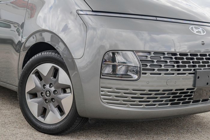 2022 Hyundai STARIA