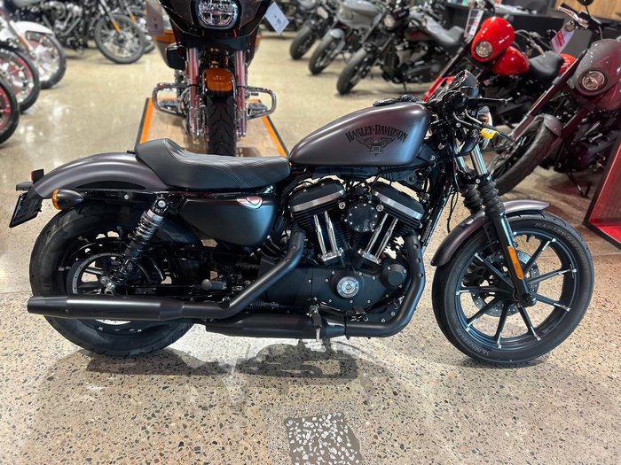 Harley-Davidson Iron 883 (XL883N) Sportster