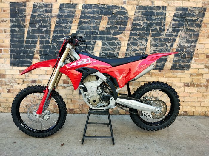 2026 DUCATI DESMO450 MX MOTOCROSS RED