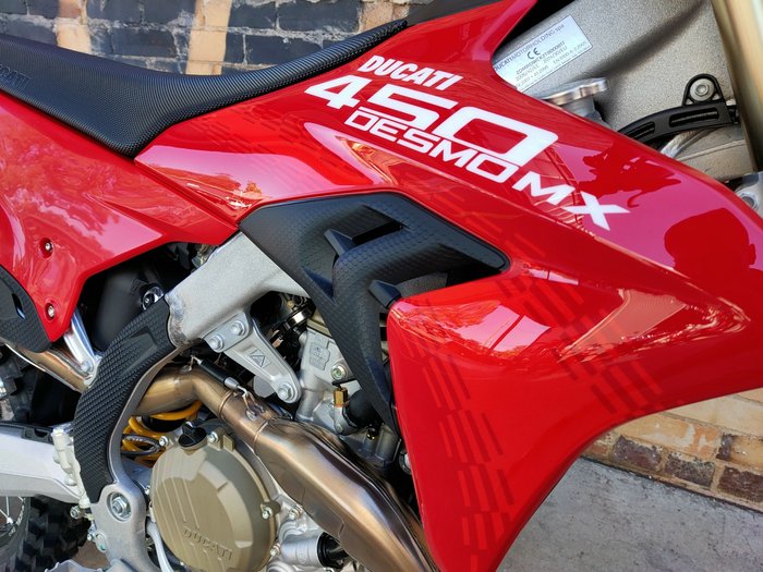 2026 DUCATI DESMO450 MX MOTOCROSS RED