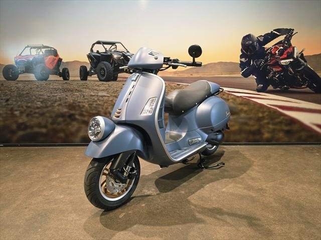 2025 Vespa GTV Officina 8 300