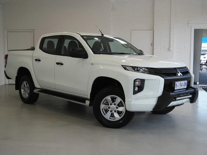 2022 Mitsubishi Triton GLX+