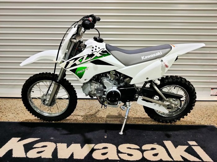 2027 KAWASAKI KLX110R MINI BIKE WHITE
