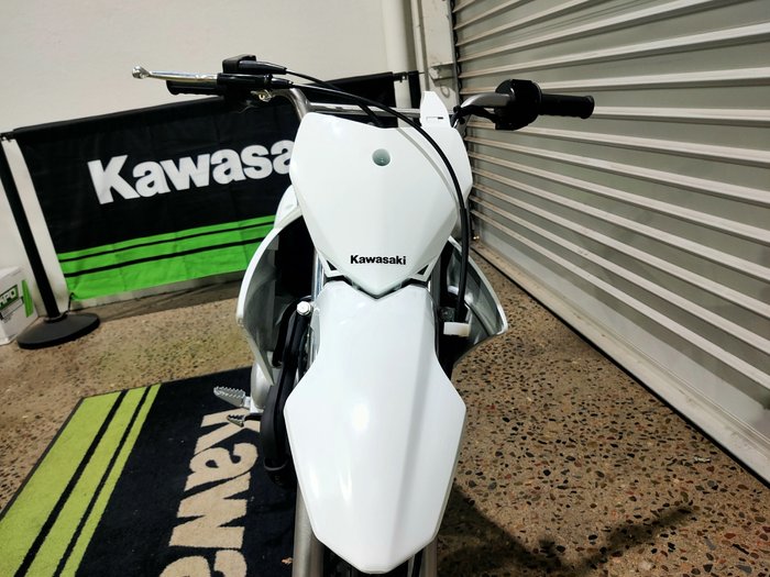 2027 KAWASAKI KLX110R MINI BIKE WHITE
