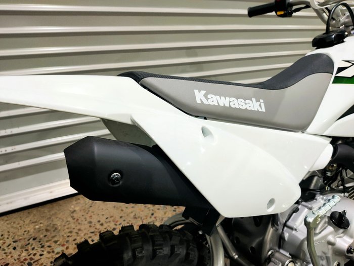 2027 KAWASAKI KLX110R MINI BIKE WHITE