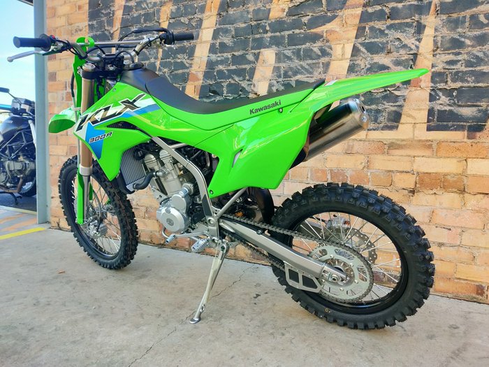 2027 KAWASAKI KLX300R ENDURO GREEN
