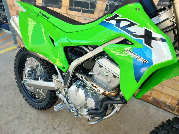 2027 KAWASAKI KLX300R ENDURO GREEN