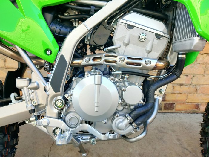 2027 KAWASAKI KLX300R ENDURO GREEN