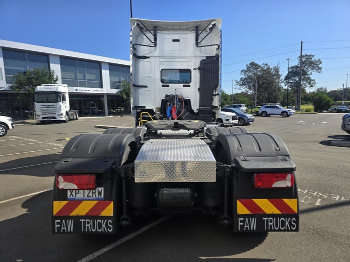 2026 FAW J7