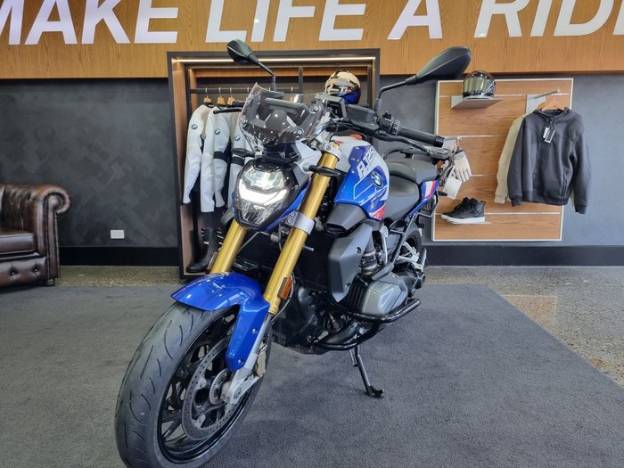 2023 BMW Motorrad R 1250 R SPORT RACINGBLUE METALLIC