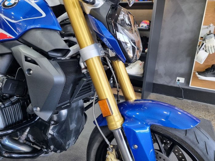 2023 BMW Motorrad R 1250 R SPORT RACINGBLUE METALLIC